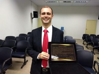 Juiz da Vara Crime de Gandu é homenageado pela OAB  