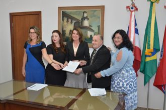 TJBA e MP-BA firmam acordo de cooperação para que demandas do Ceacon sejam encaminhadas ao Cejusc  