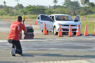 Comissão Permanente de Segurança do TJBA oferece Curso de Direção Defensiva e Evasiva  