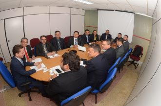 Secretário Judiciário dialoga com representantes de subseções da OAB-BA  