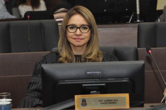 Pleno do TJBA reconduz a Desembargadora Carmem Lúcia ao cargo de Juíza Eleitoral Substituta