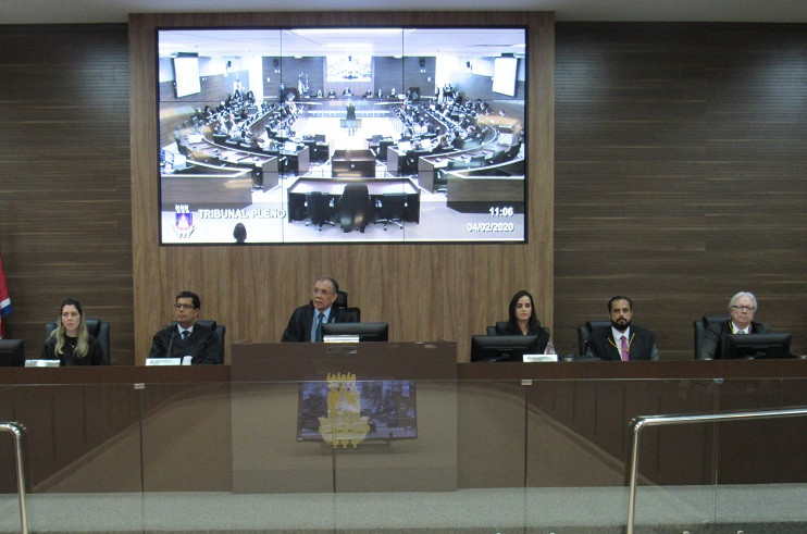 Nova composição dos Conselhos e Comissões é definida durante primeira sessão plenária presidida pelo Desembargador Lourival Trindade  