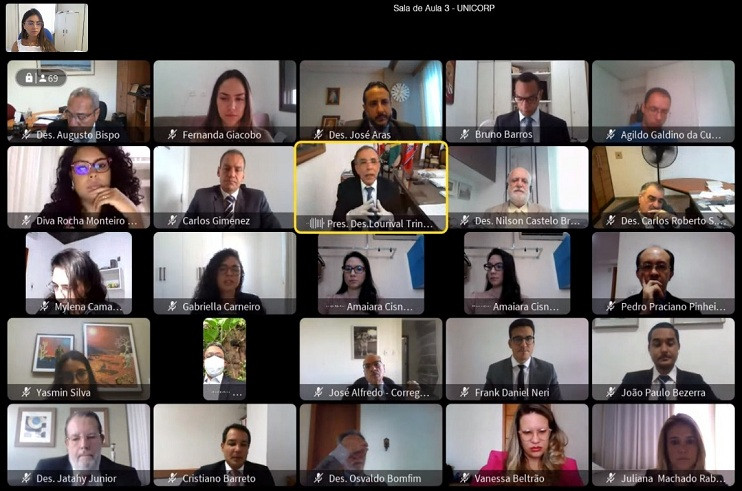 Juízes Substitutos iniciam Curso de Formação com aula magna ministrada pelo Presidente do PJBA  