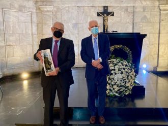 PRESIDENTE NILSON CASTELO BRANCO E EMBAIXADOR JOÃO GENÉSIO VISITAM DEPENDÊNCIAS HISTÓRICAS DO FÓRUM RUY BARBOSA  