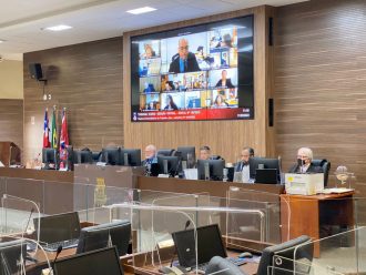 PLNO DO PJBA PROMOVE O JUIZ EDSON RUY BAHIENSE PARA DESEMBARGADOR E ELEGE O JUIZ PEDRO GODINHO PARA A VAGA EFETIVA NO TRE-BA  