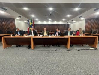 PROJETO REGULARIZA BAHIA AVANÇA COM REALIZAÇÃO DE SIMPÓSIO PROMOVIDO PELA CORREGEDORIA DAS COMARCAS DO INTERIOR  