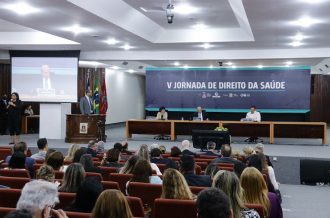 V Jornada de Direito da Saúde: palestras pautam a plataforma e-NatJus, o trabalho dos Comitês Estaduais de Saúde e políticas públicas em prol do direito da saúde   