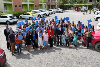 Alagoinhas: Corregedoria-Geral do PJBA participa da entrega de 52 títulos de Regularização Fundiária na Comarca   