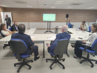 COMITÊ GESTOR DO FUNSEG DISCUTE A IMPLANTAÇÃO DO SISTEMA DE CONTROLE DE ACESSO NA COMARCA DE FEIRA DE SANTANA  