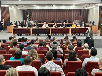 PRESIDENTE DO PJBA EMPOSSA 40 NOVOS SERVIDORES DA SETIM; OS CARGOS FORAM INSTITUÍDOS POR MEIO DE UM PROJETO DE LEI DA GESTÃO  