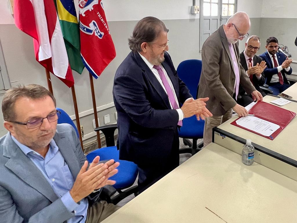 Presidente do PJBA lança pedra fundamental para a construção de nova sede do Fórum da Comarca de Cruz das Almas  