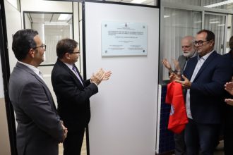 LAURO DE FREITAS: PRESIDENTE DO PJBA INAUGURA NOVA VARA DE FAMÍLIA NA COMARCA  