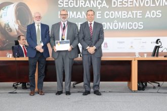 ENCONTRO DO COPEDEM NO TJBA PROMOVE O SEMINÁRIO “SEGURANÇA, DESENVOLVIMENTO HUMANO E COMBATE AOS CRIMES ECONÔMICOS”, COM PALESTRA DE MINISTRO DO STJ  