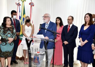 PRESIDENTE DO TJBA EMPOSSA NOVO DESEMBARGADOR ELEITO PELO QUINTO CONSTITUCIONAL  