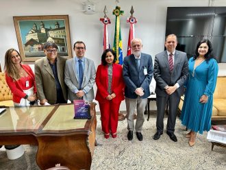 PRESIDENTE DO TJBA E DIRETOR-GERAL DA UNICORP REUNIRAM-SE COM REITORA DA UNEB  
