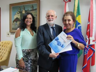 NÚCLEO DE COOPERAÇÃO JUDICIÁRIA REALIZA ENTREGA DE RELATÓRIO ANUAL AO PRESIDENTE DO TJBA  