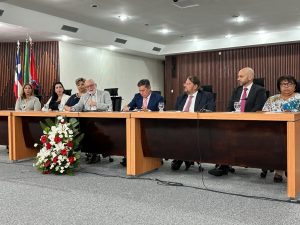 Medalha Adolfo Leitão Guerra, entregue pela CGJ do TJBA, é símbolo de homenagem e incentivo; mais de 50 pessoas foram homenageadas  