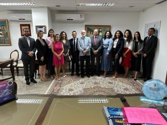 NOVOS JUÍZES SUBSTITUTOS VISITAM PRESIDENTE DO TRIBUNAL DE JUSTIÇA DA BAHIA  