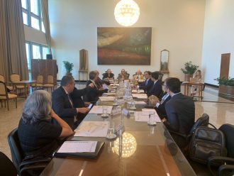 PRESIDENTE DO TJBA E DESEMBARGADOR GEDER PARTICIPAM DE REUNIÃO NO TJRJ PARA ORGANIZAÇÃO DE DOIS EVENTOS INTERNACIONAIS DA ONU  