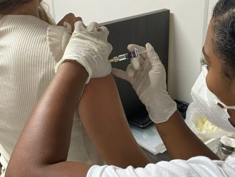 PARCERIA ENTRE O TJBA E A AMAB PROMOVE APLICAÇÃO DA VACINA TETRAVALENTE, HOJE (03/05),NO EDIFÍCIO-SEDE DO TRIBUNAL  