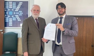 PRESIDENTE DO TJBA RECEBE CONSULTOR DO PRÊMIO INNOVARE  