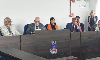 COMARCA DE LAPÃO: PRESIDENTE DO TJBA INAUGURA FÓRUM JOSÉ CARLITO CARNEIRO DOURADO  