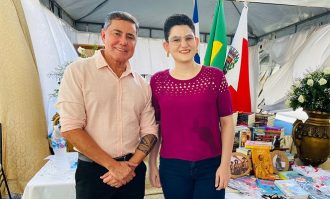 Virando a Página: CGJ realiza projeto em Jequié e entrega 165 livros para a biblioteca do Conjunto Penal da cidade  