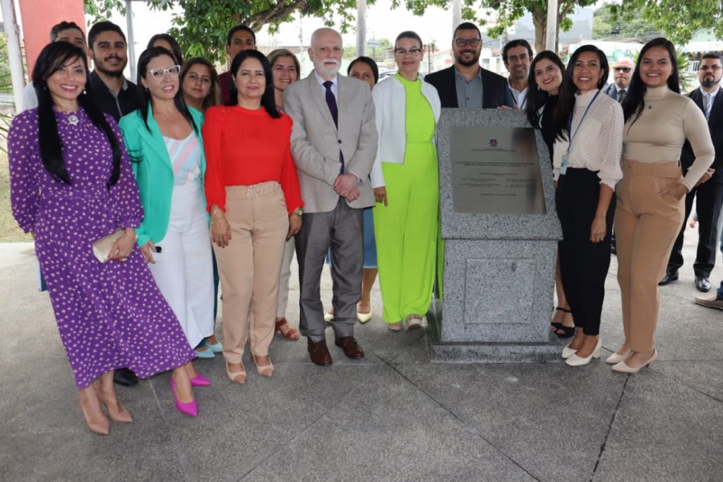 Comarca de Alagoinhas: Presidente do TJBA participa da cerimônia de lançamento da pedra fundamental de construção da nova sede do Fórum  