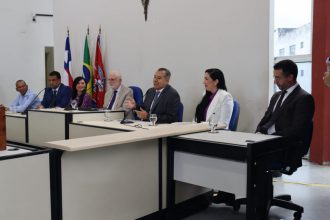 COMARCA DE ALAGOINHAS: PRESIDENTE DO TJBA PARTICIPA DA CERIMÔNIA DE LANÇAMENTO DA PEDRA FUNDAMENTAL DE CONSTRUÇÃO DA NOVA SEDE DO FÓRUM  