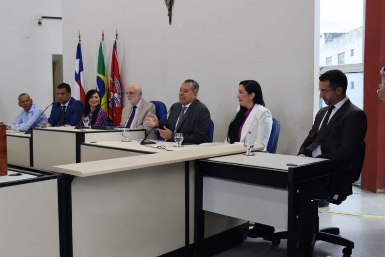 Comarca de Alagoinhas: Presidente do TJBA participa da cerimônia de lançamento da pedra fundamental de construção da nova sede do Fórum  