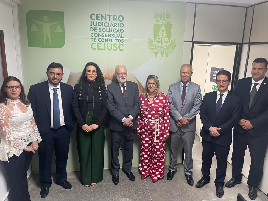 Presidente do TJBA reinaugura Fórum, inaugura Sala Passiva, Sala de Depoimento Especial e Cejusc em Jacobina; solenidade marca, também, a assinatura de termos de compromisso com o município de Caém