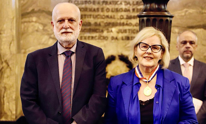 Presidente do TJBA entrega Medalha do Mérito Jurídico Ruy Barbosa para a Presidente do STF e do CNJ, Ministra Rosa Weber  