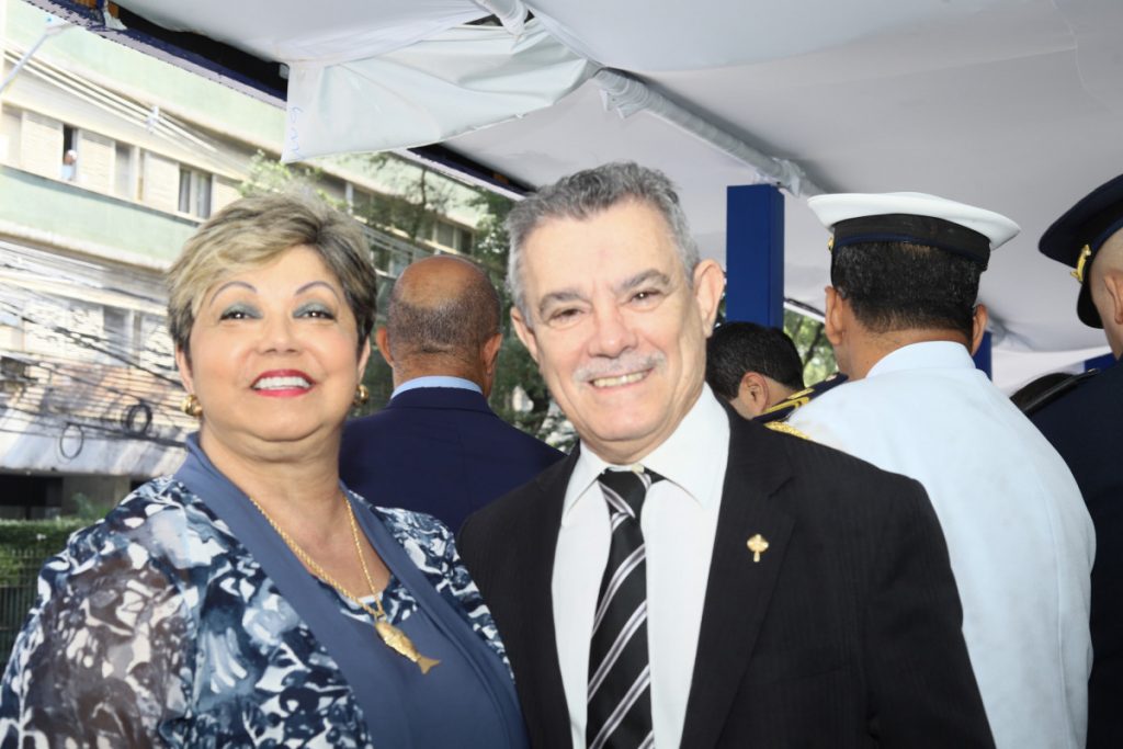 1ª Vice-Presidente do TJBA marca presença no desfile de 7 de setembro  