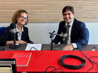 Linguagem Simples: Podcast do TJBA entrevista o Juiz George Alves de Assis sobre simplicidade nas decisões judiciais  