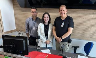 Rádio Web TJBA: Dentista Luís Rogério desmistifica cirurgias odontológicas no podcast Saiba Mais  