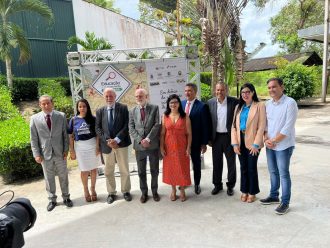 PRESIDENTE DO TJBA PARTICIPA DA ABERTURA DO PROJETO “EDUCAÇÃO É DA NOSSA CONTA – NA ESTRADA” EM ALAGOINHAS  