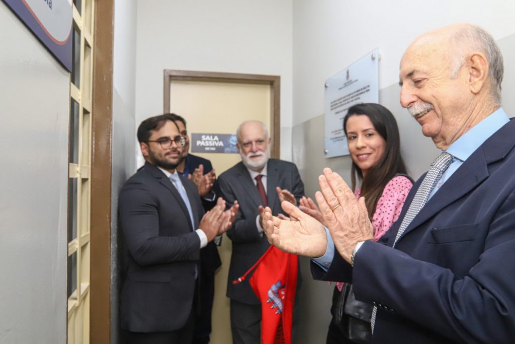 Santa Maria da Vitória: Presidente do TJBA reinaugura Fórum e inaugura Sala Passiva e Sala de Depoimento Especial  