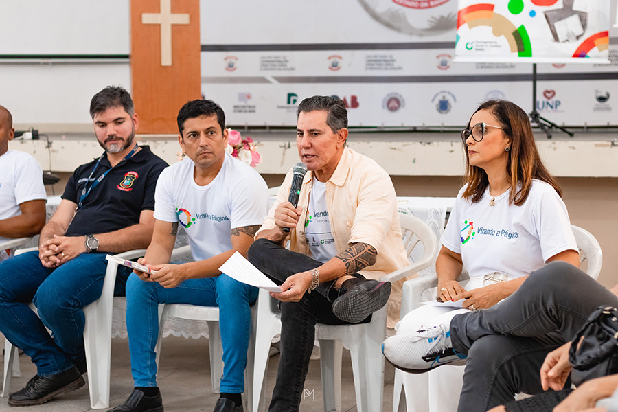 Projeto Virando a Página da Corregedoria Geral do TJBA promove Roda de Leitura e Oficina Literária com internos do Conjunto Penal de Feira de Santana   