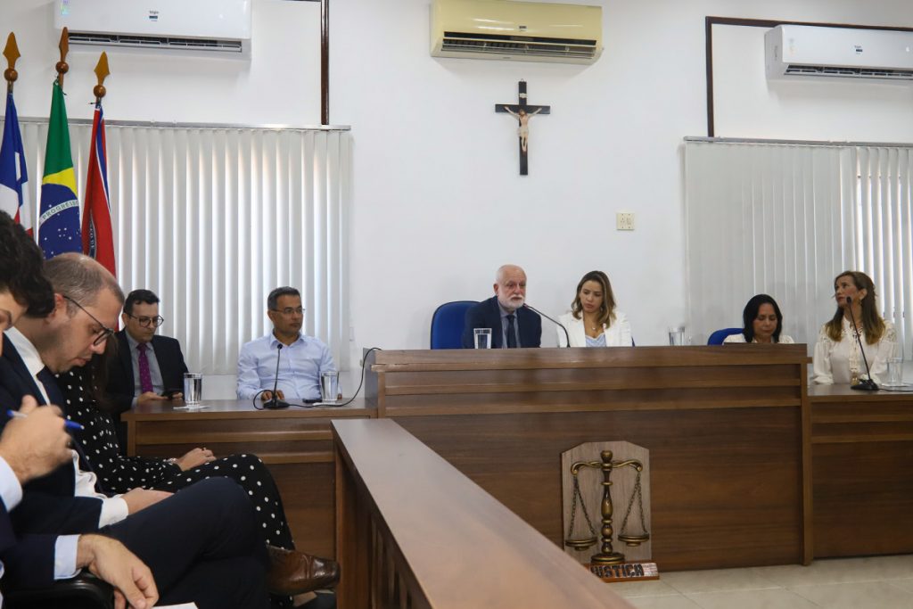 Comarca de Itamaraju: Presidente do TJBA reinaugura dois Fóruns e inaugura Sala Passiva e Sala de Depoimento Especial   