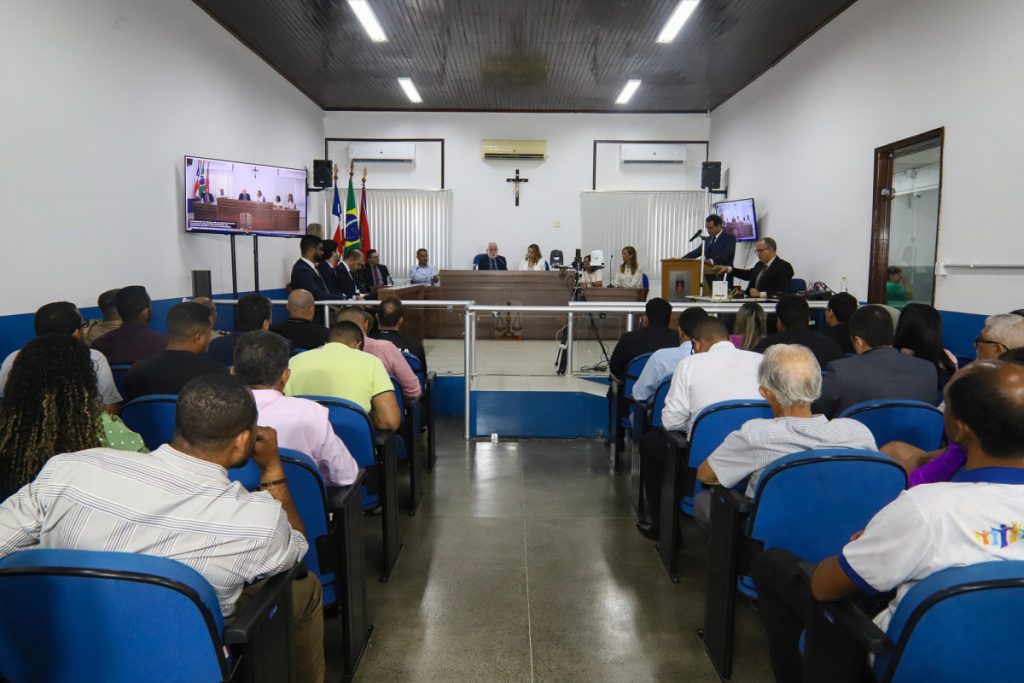Comarca de Itamaraju: Presidente do TJBA reinaugura dois Fóruns e inaugura Sala Passiva e Sala de Depoimento Especial   