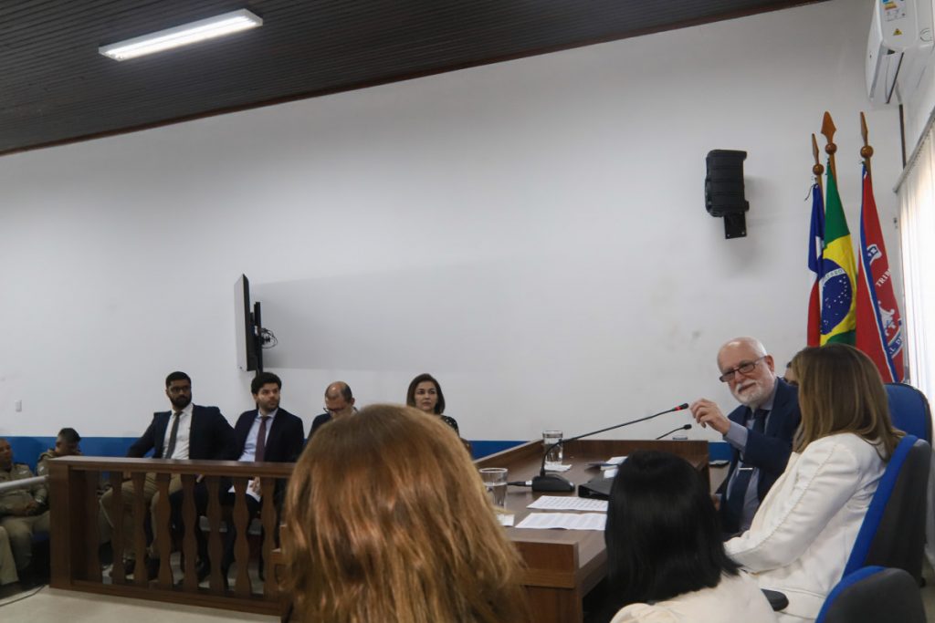 Comarca de Itamaraju: Presidente do TJBA reinaugura dois Fóruns e inaugura Sala Passiva e Sala de Depoimento Especial   