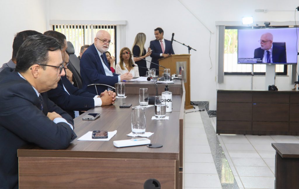 Comarca de Teixeira de Freitas: Presidente do TJBA reinaugura Fórum e sede dos Juizados Especiais e instala Sala Passiva e Sala de Depoimento Especial  