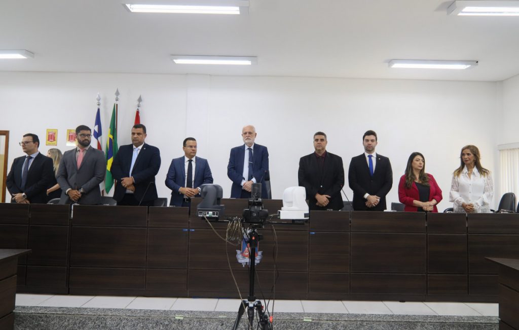 Comarca de Teixeira de Freitas: Presidente do TJBA reinaugura Fórum e sede dos Juizados Especiais e instala Sala Passiva e Sala de Depoimento Especial  