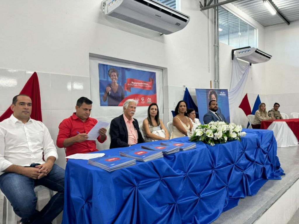 Corregedoria Geral do TJBA atinge marco de 10 mil títulos de propriedades entregues gratuitamente