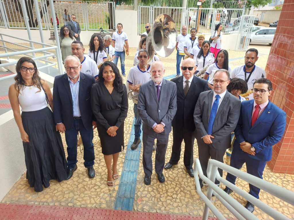 Iraquara: Presidente do TJBA reinaugura Fórum e instala Sala Passiva, Sala de Escuta Especial e Cejusc