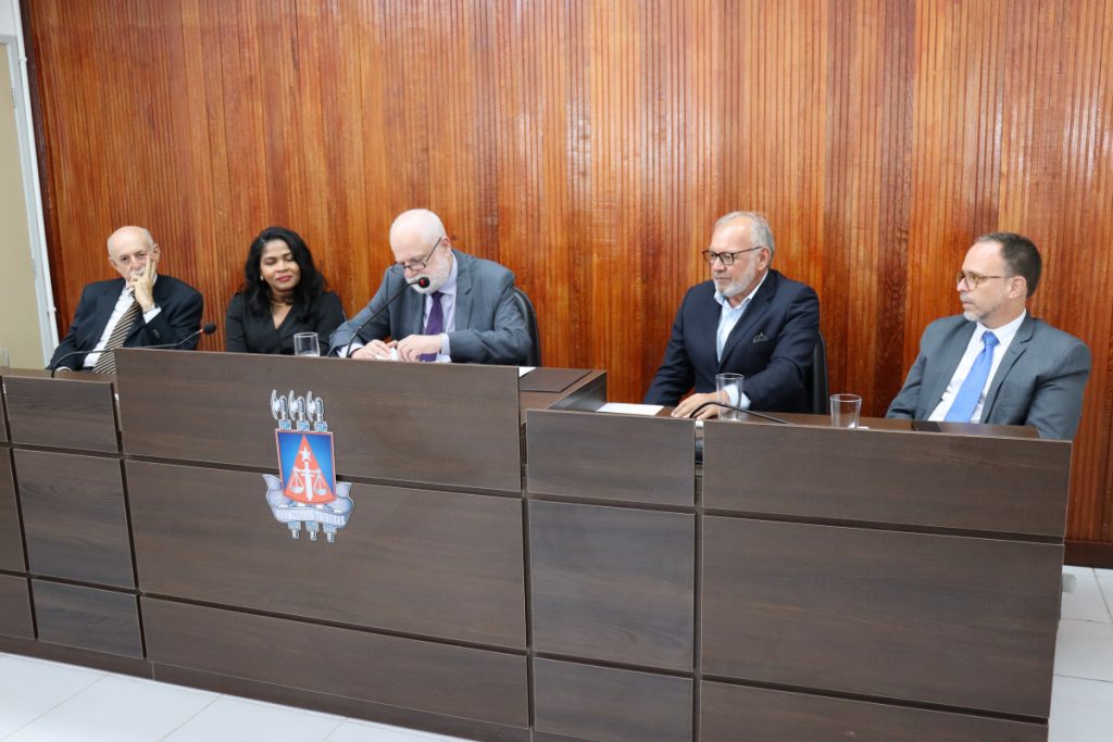 Iraquara: Presidente do TJBA reinaugura Fórum e instala Sala Passiva, Sala de Escuta Especial e Cejusc