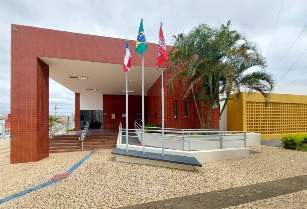 Iraquara: Presidente do TJBA reinaugura Fórum e instala Sala Passiva, Sala de Escuta Especial e Cejusc