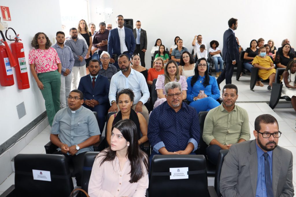 Iraquara: Presidente do TJBA reinaugura Fórum e instala Sala Passiva, Sala de Escuta Especial e Cejusc