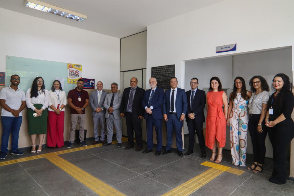 Comarca de Teixeira de Freitas: Presidente do TJBA reinaugura Fórum e sede dos Juizados Especiais e instala Sala Passiva e Sala de Depoimento Especial  