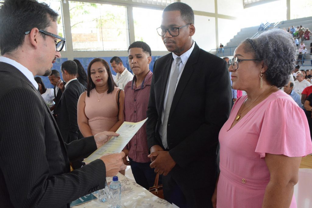 TJBA realiza Casamento Coletivo em Feira de Santana para 171 Casais   